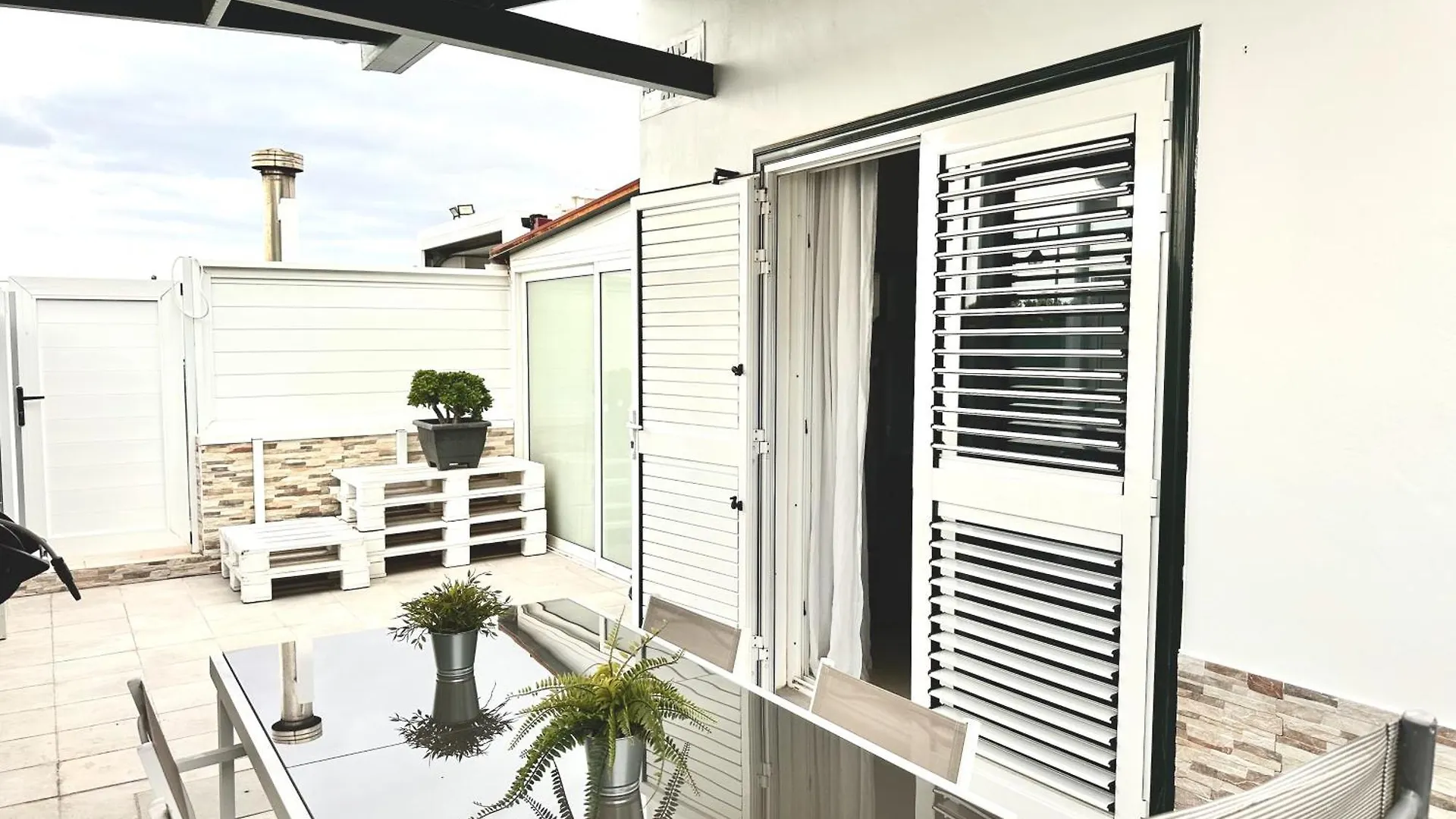 Pambnb - House Next To The Beach, Terrace, Fiber Wi-Fi, Bbq Abades  0*, Abades (Tenerife) 스페인