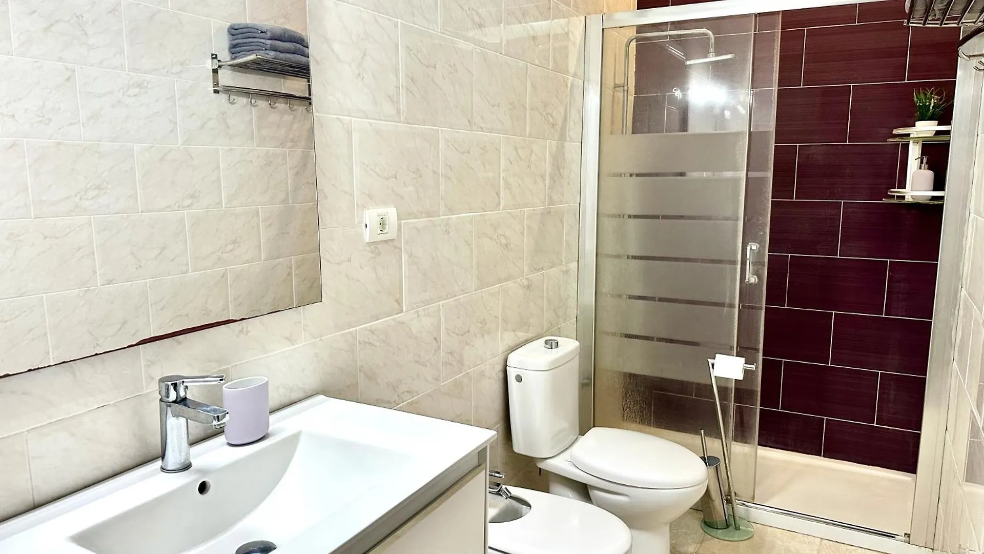 Pambnb - House Next To The Beach, Terrace, Fiber Wi-Fi, Bbq Abades