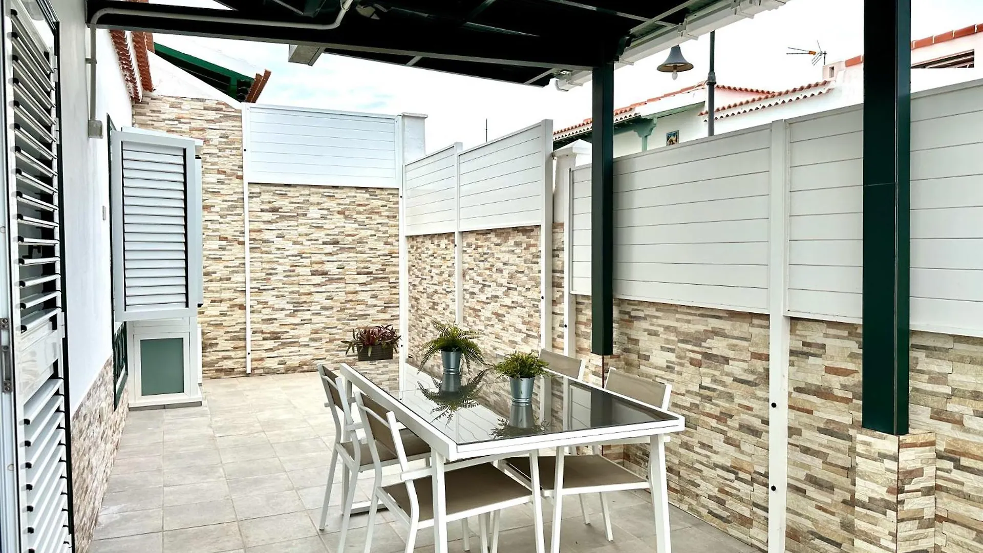 펜션 Pambnb - House Next To The Beach, Terrace, Fiber Wi-Fi, Bbq Abades  스페인